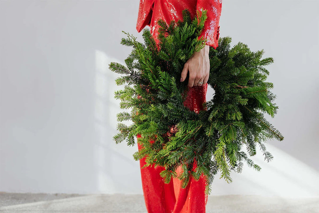 Meaningful Art Gifts: How to Choose a Piece That Speaks from the Heart This Christmas - Veronica Colanero