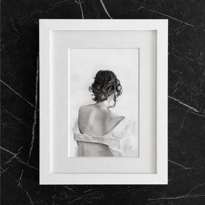 White (2026) – Tirage d’art encadrée